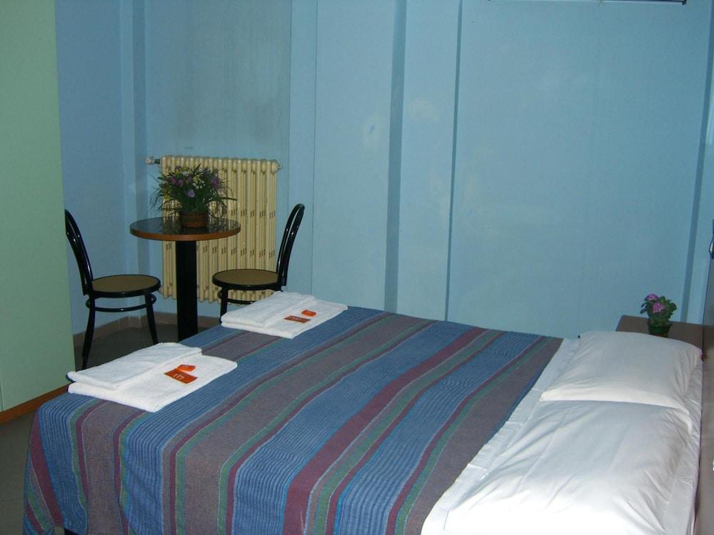 Hotel Mercurio Milano Ngoại thất bức ảnh
