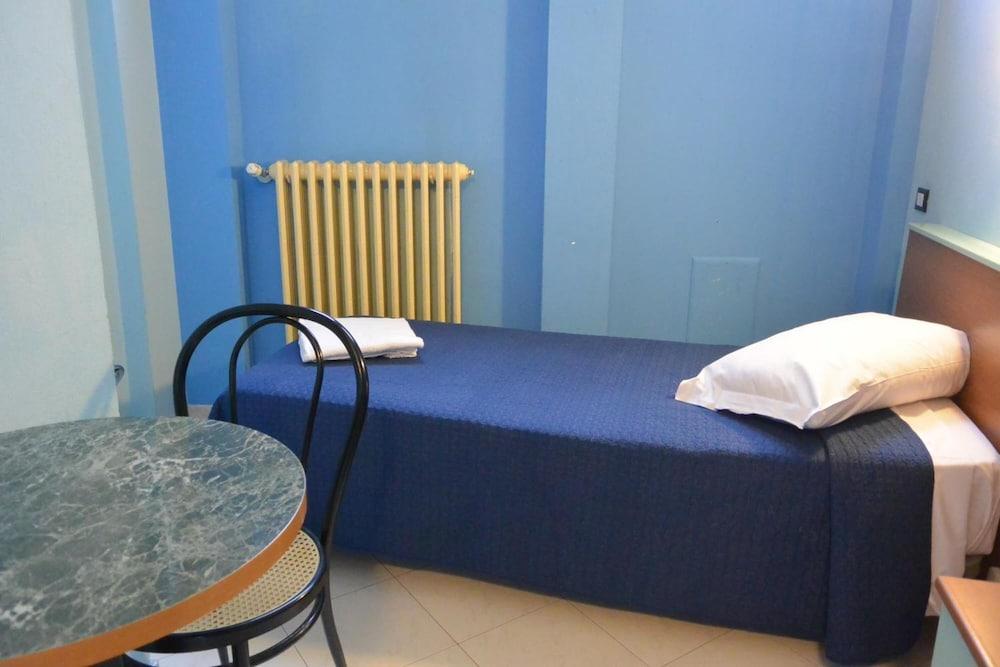 Hotel Mercurio Milano Ngoại thất bức ảnh