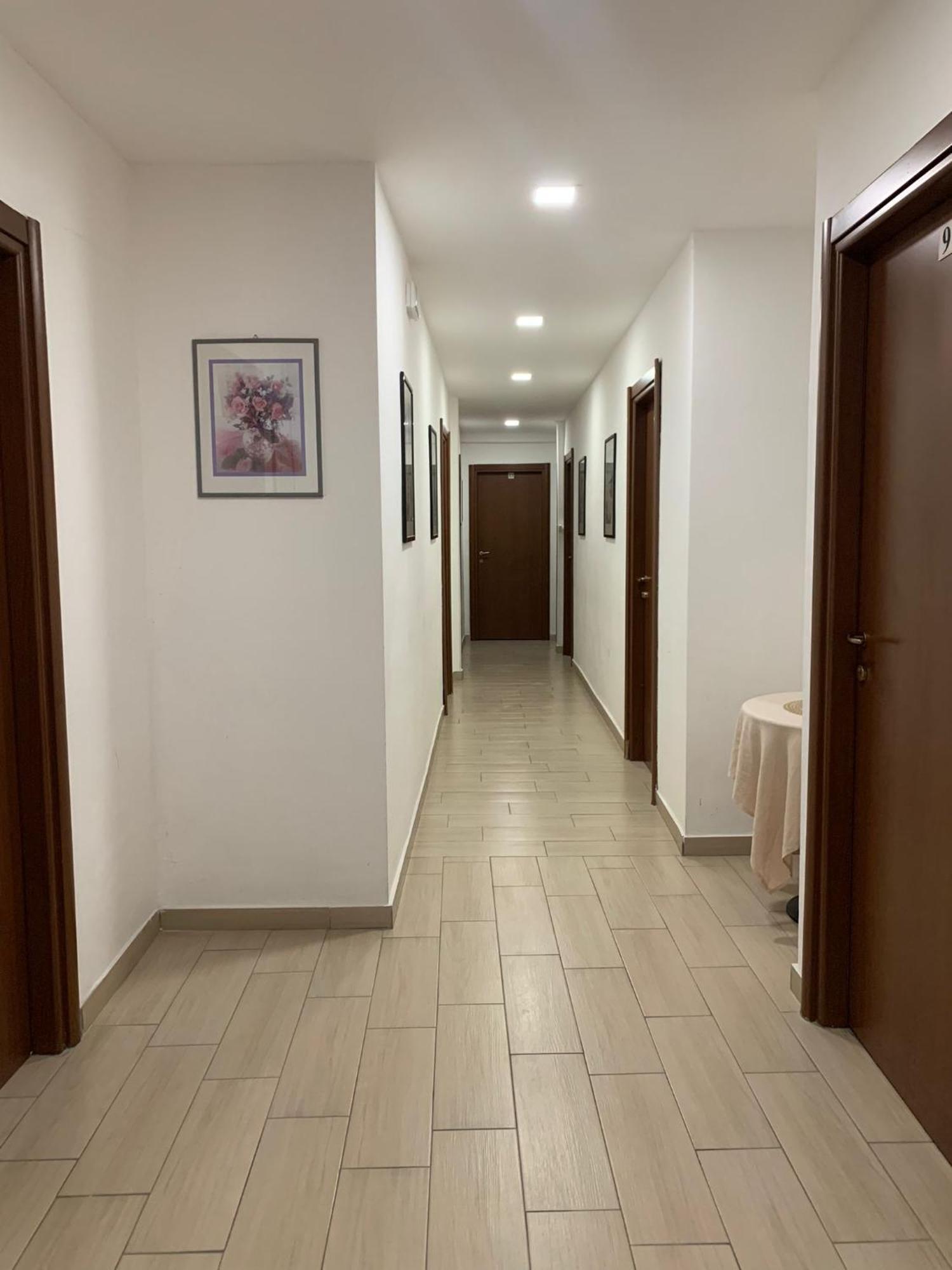 Hotel Mercurio Milano Ngoại thất bức ảnh